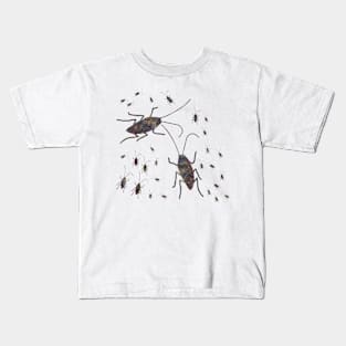 cockroches Kids T-Shirt